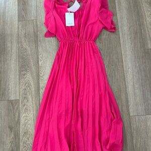 Elegant Pink Midi Dress